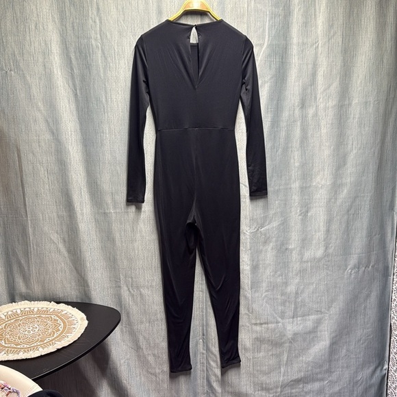 ASOS Black Long Sleeve Jumpsuit size 4 - Picture 5 of 8
